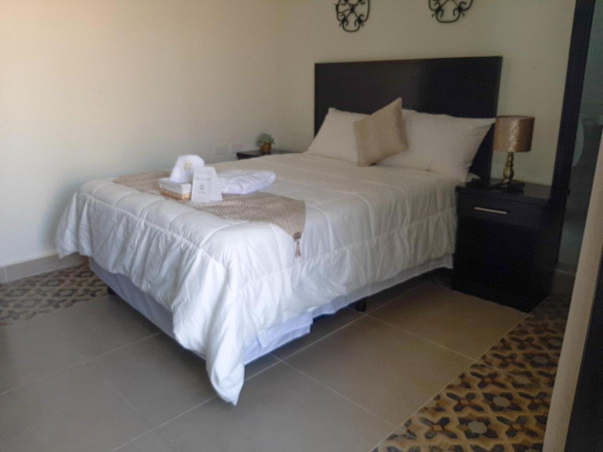 Hotel Recuerdos Βαγιαδολίδ Εξωτερικό φωτογραφία